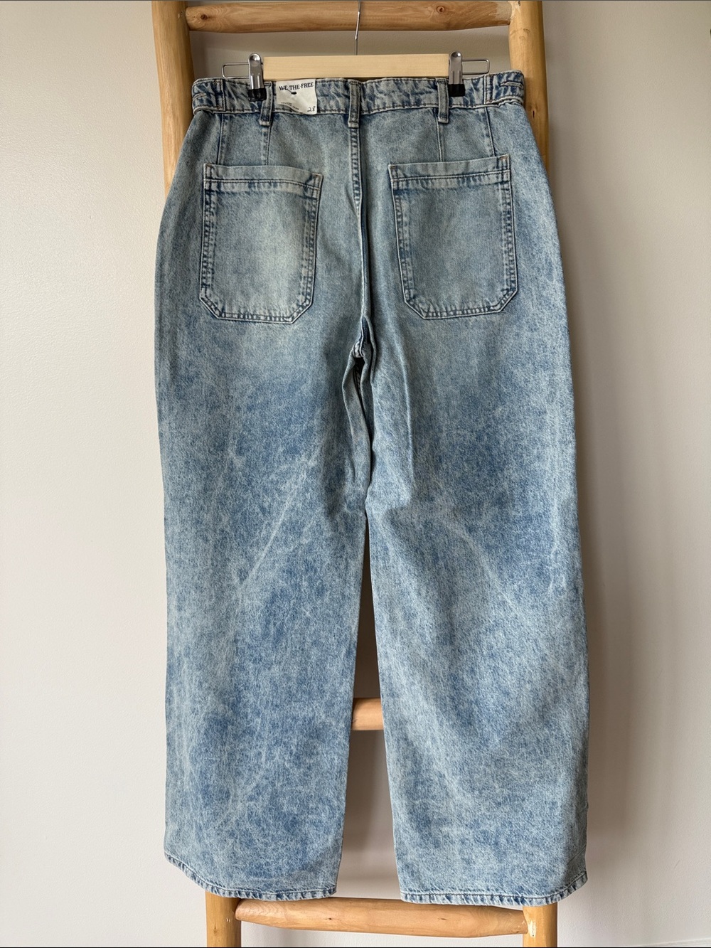 Free People We the Free Palmer Wide Leg Cuffed Denim Jeans in La La Land 28 NWT - Picture 10 of 16